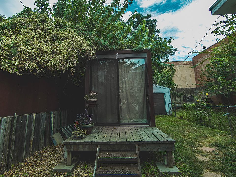 1st image of 1214 Powhattan St