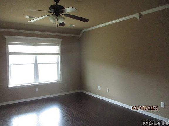 5th image of 135 Harvick Cir