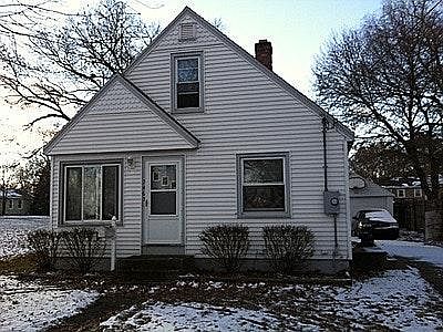1st image of 2465 Noel Ave SW