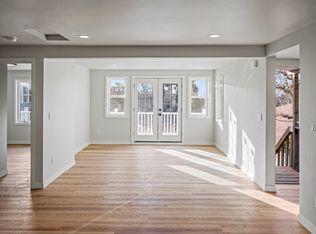 7124 44th Ave SW, Seattle, WA 98136