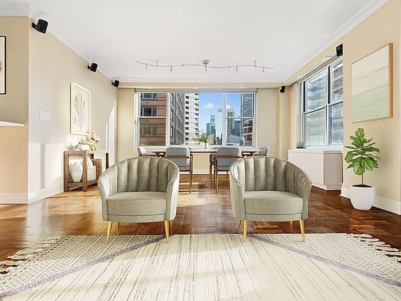 3rd image of 201 E 62nd St APT 12B