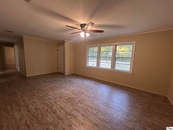 3rd image of 5741 Turpin Ave