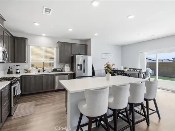 15727 Akron St, Victorville, CA 92394