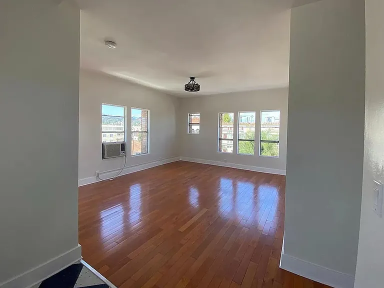 Normandie Hollywood, LLC — Photo 32