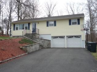 8 Rodline Rd, Danbury, CT 06811