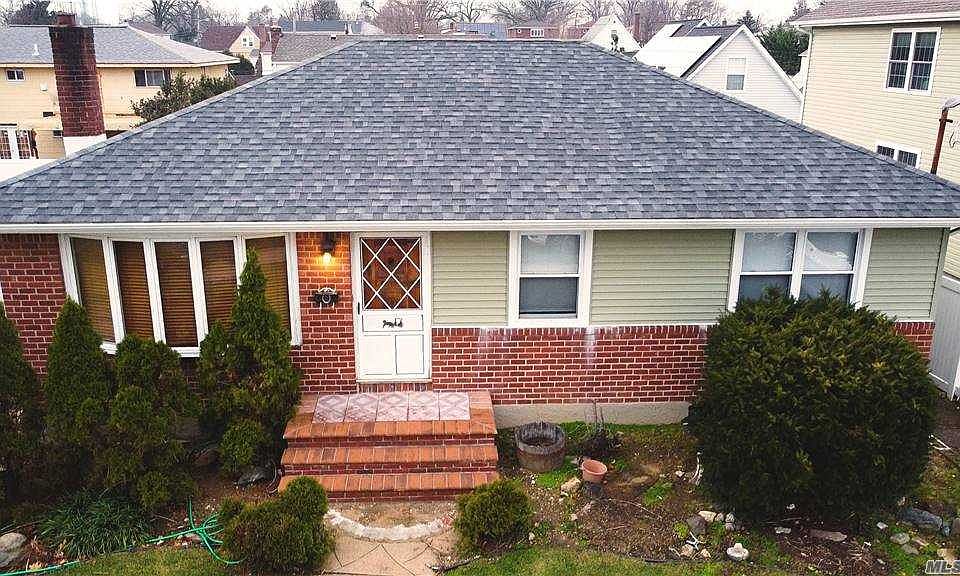 1st image of 582 Cameron St