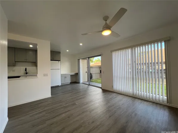 91-1089 Puamaeole St APT 15D, Ewa Beach, HI 96706
