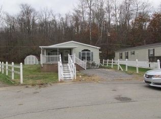 28 Hidden Valley Dr, Finleyville, PA