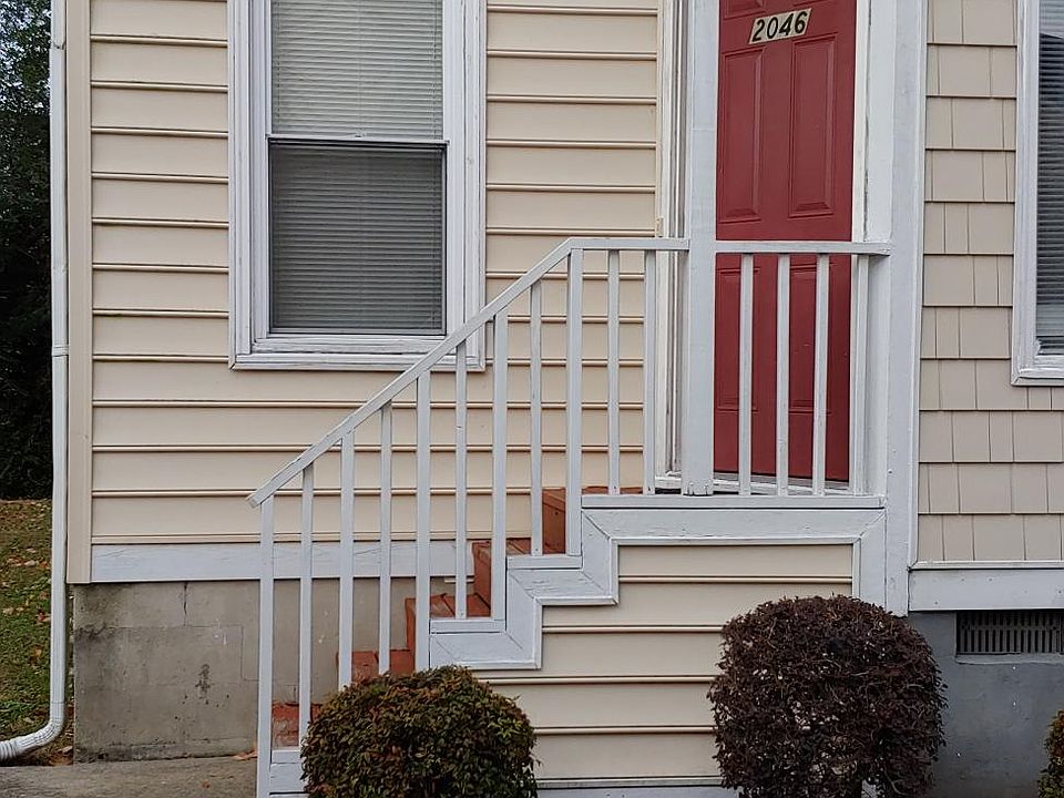 1st image of 2046 Elmhurst Ln
