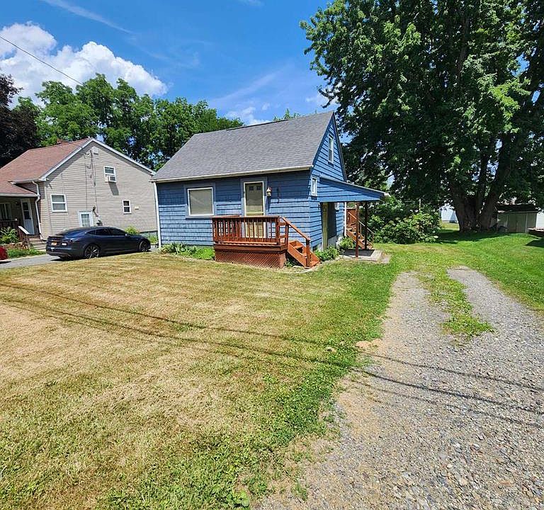 1st image of 613 Medina St