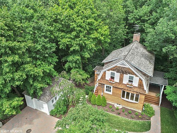 4th image of 1551 Linden Ave