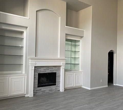 3rd image of 4703 Schiller Park Ln
