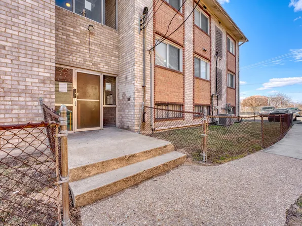 2433 Shannon Pl SE APT 203, Washington, DC 20020