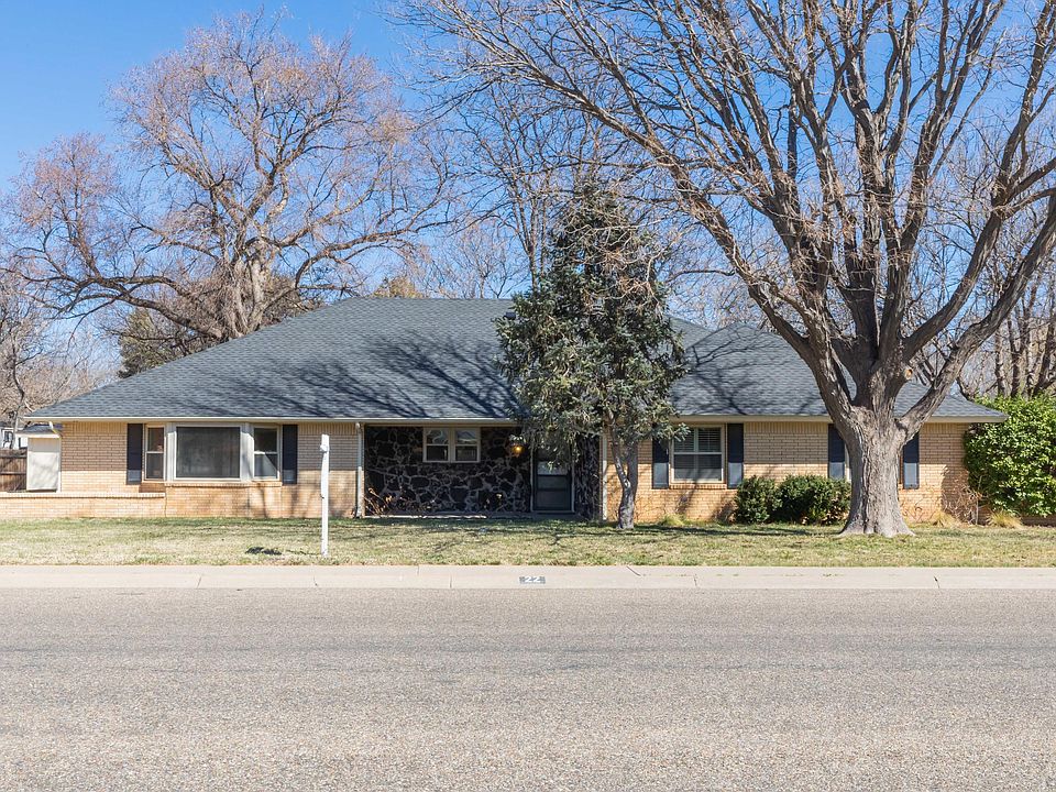 1st image of 22 Hunsley Hills Blvd