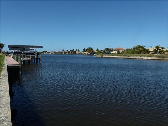 3rd image of 915 W Cape Estates Cir