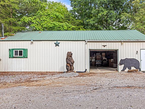 4th image of 965 Lakewood Village Rd