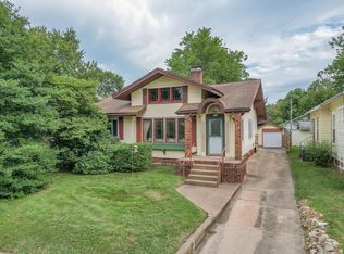 817 Ravenswood Dr, Evansville, IN 47713