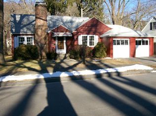 54 Hunthurst Cir, Worcester, MA 01602