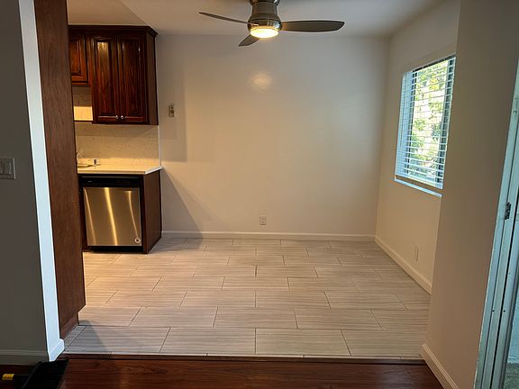 5th image of 735 N Sycamore Ave APT 16