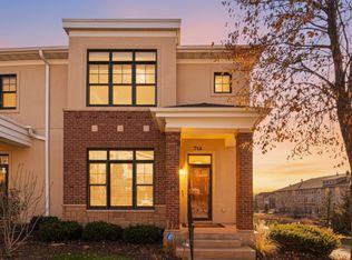 714 Linden St, Mendota Heights, MN 55118