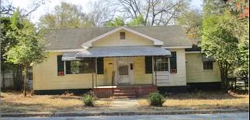 3644 Hillcrest Ave Photo 1