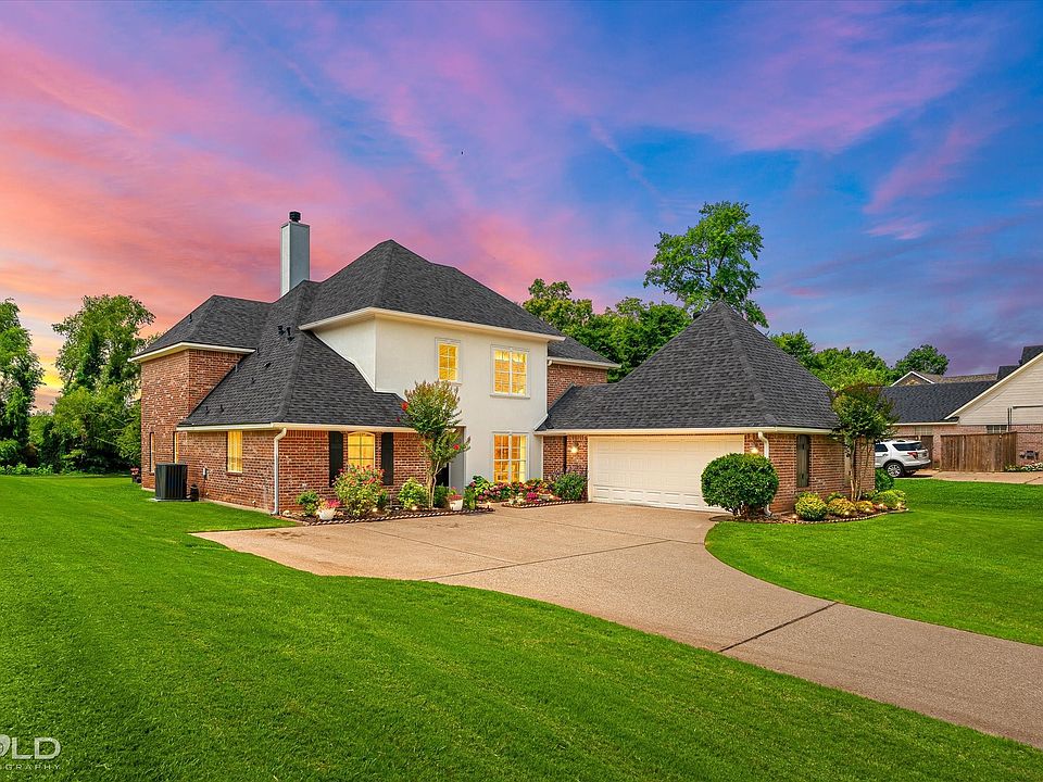 1st image of 208 Dogwood South Ln
