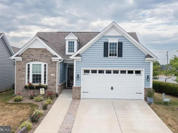 100 Poppy Dr, White Post, VA 22663
