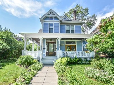 566 Marshall Ave, Saint Paul, MN, 55102