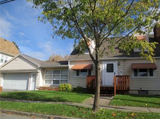 104 Northlane Dr, Rochester, NY 14621