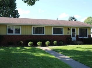 422 Patrick Ave, Waunakee, WI 53597