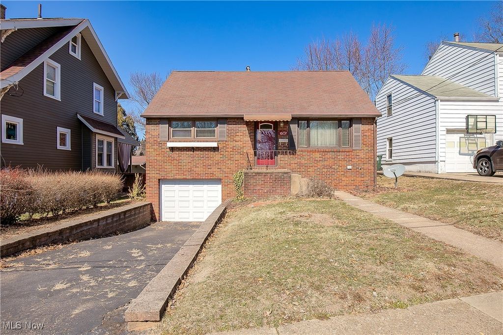 Real estate listing image