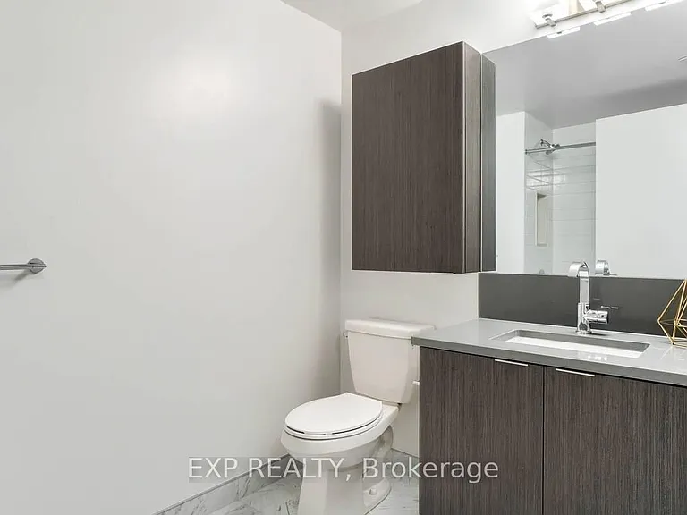 38 Iannuzzi St #813 — Photo 24
