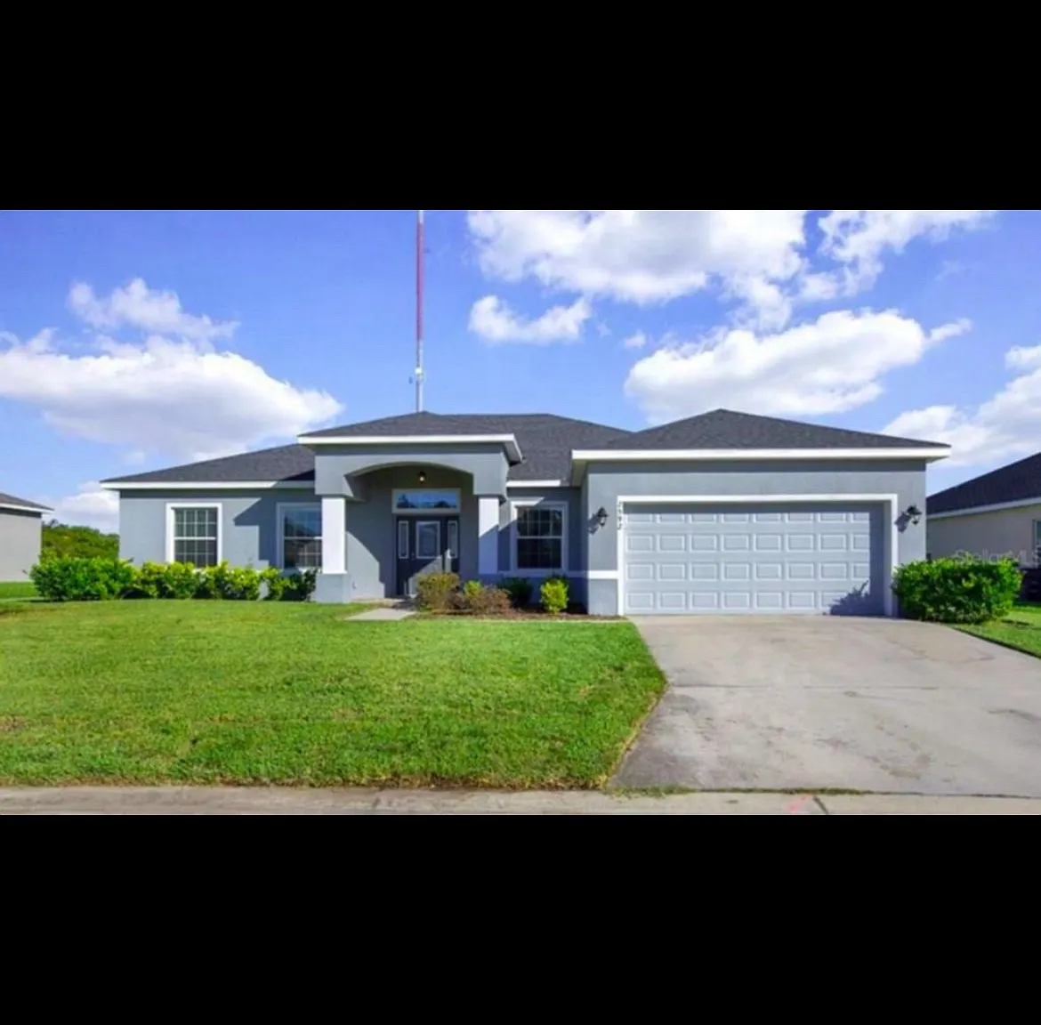 4 bed, 2469 sqft, $2,695 — Photo 1