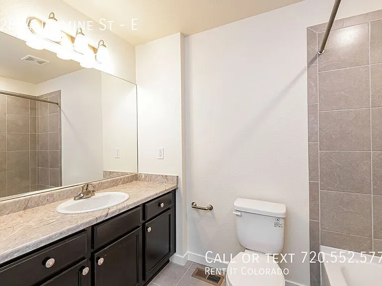 12884 Jasmine St #E — Photo 22