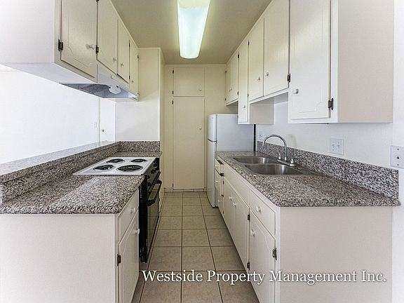 5th image of 11360 Iowa Ave APT 210