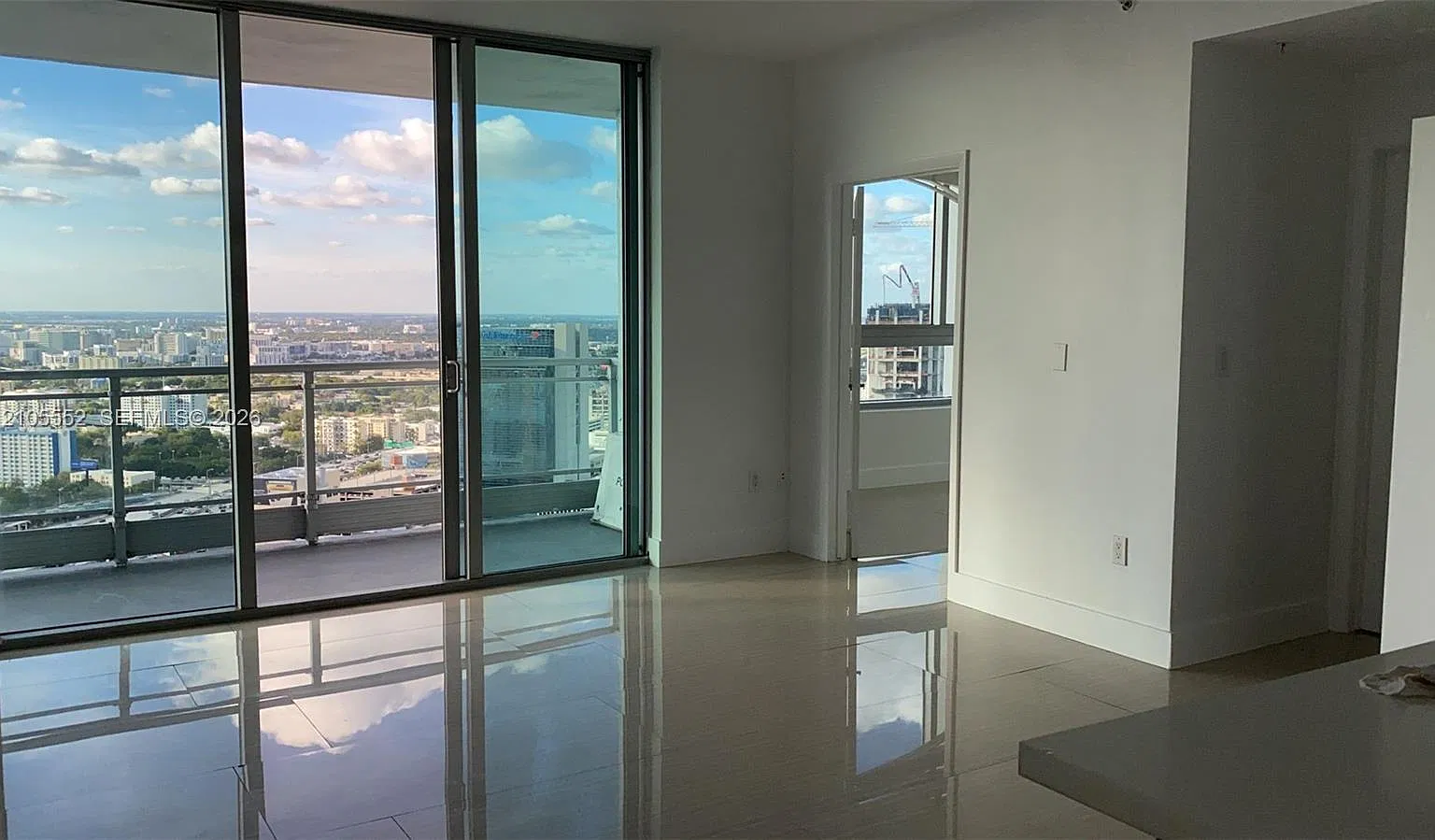 Ivy Condo — Photo 4
