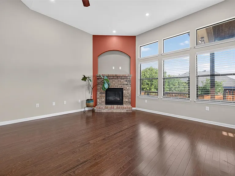 15812 Pearson Brothers Dr — Photo 5
