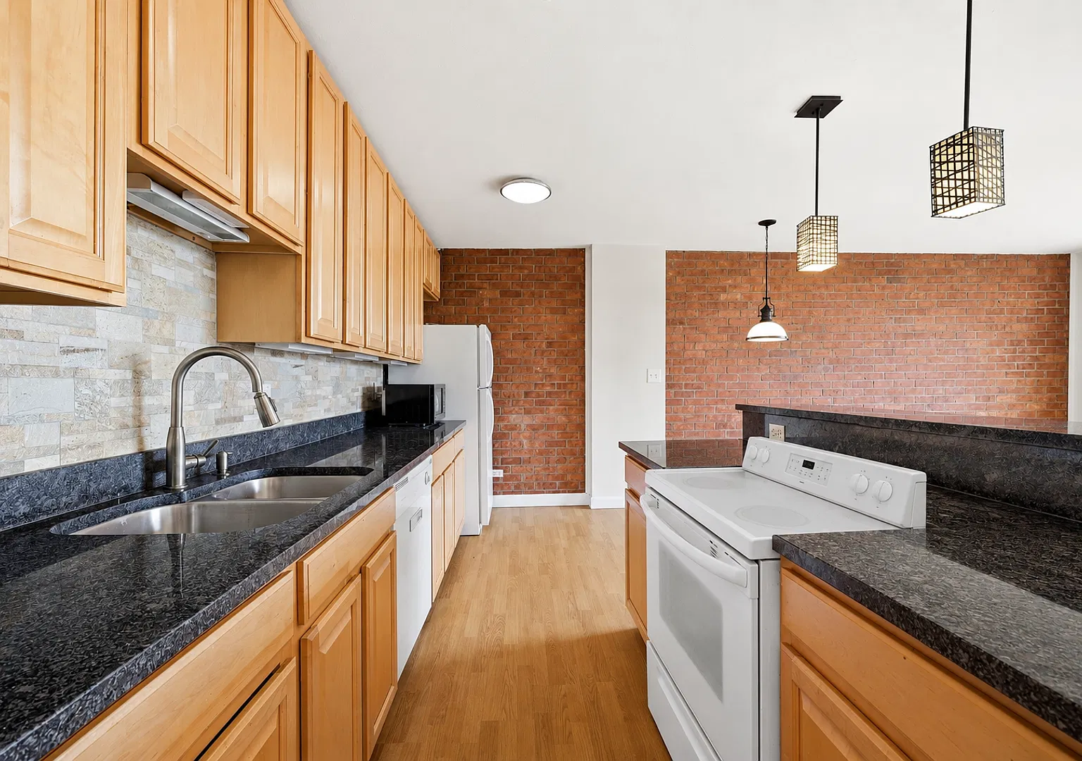 1800 Jefferson Park Avenue #912 **Move-In Special — Photo 3