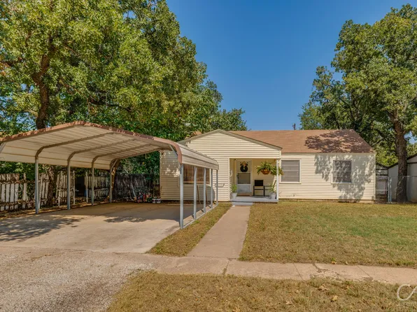 1308 W 13th St, Cisco, TX 76437