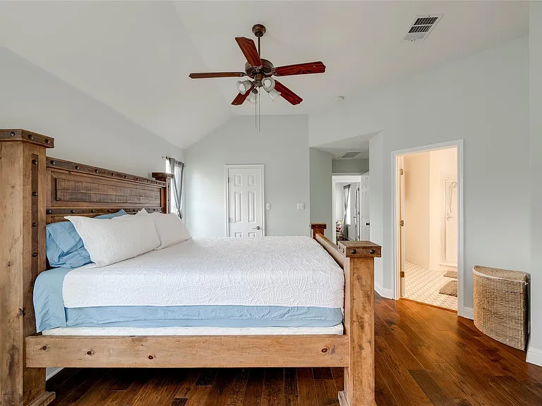 1802 Village Oak Ct — Photo 21