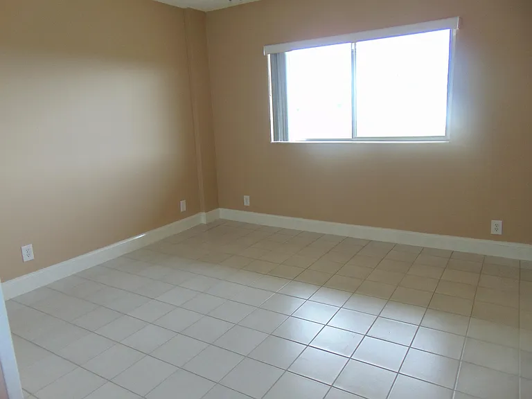 3286 Arcara Way #413 — Photo 8