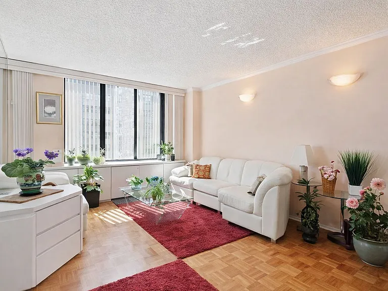 445 5th Ave #28EU — Photo 3