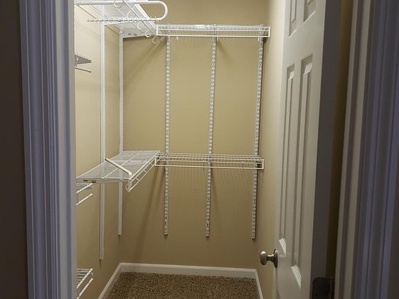 Master walk-in
