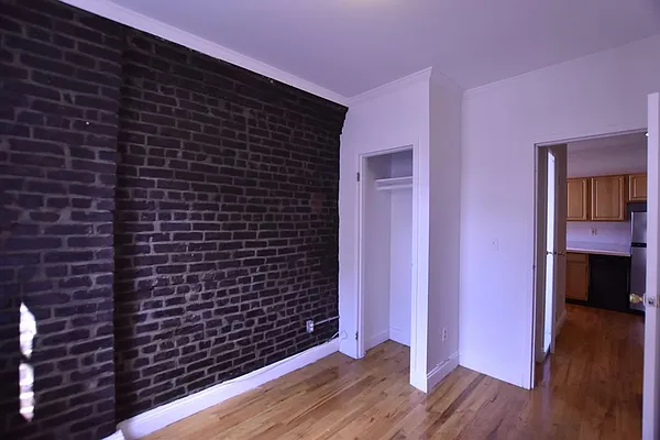 Rented by REAL New York | media 20