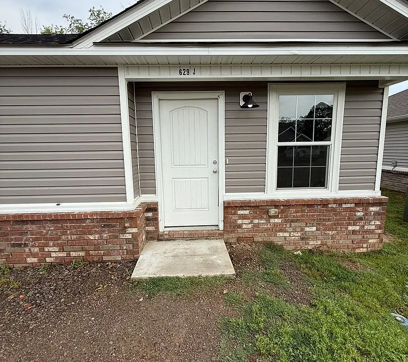 629 Alma Ave