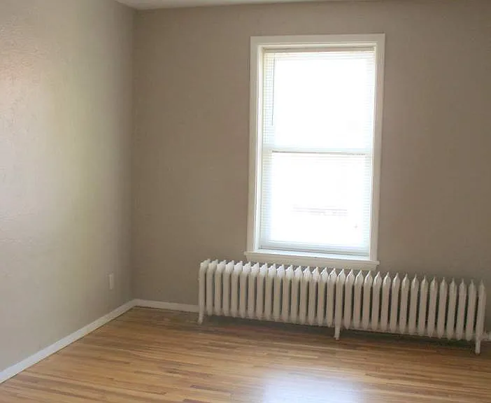 476 Herschel St. — Photo 24
