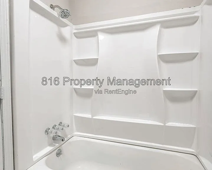 301 Benton Blvd #4 — Photo 16