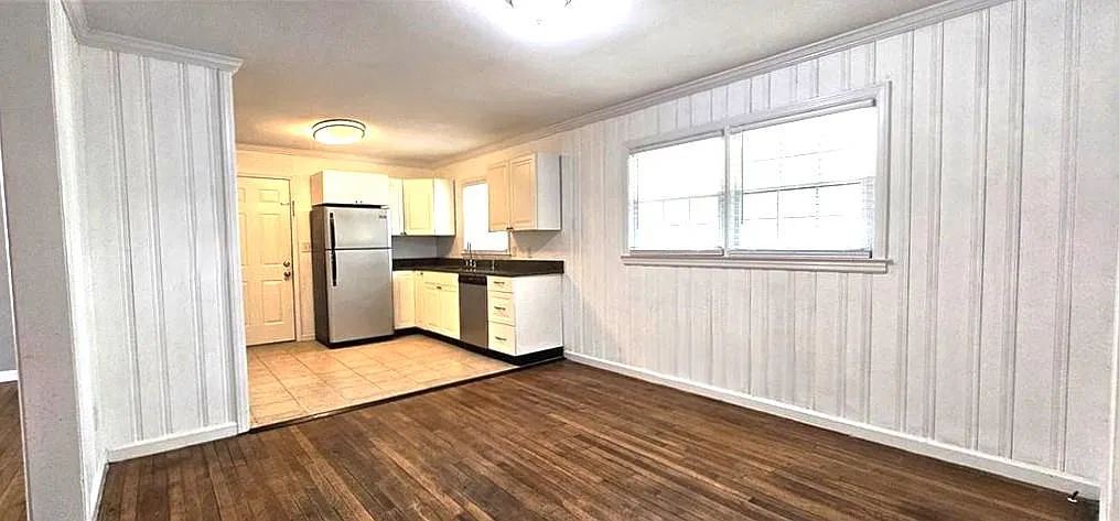 3 bed, 2.0 bath, 1200 sqft, $1,850 — Photo 4
