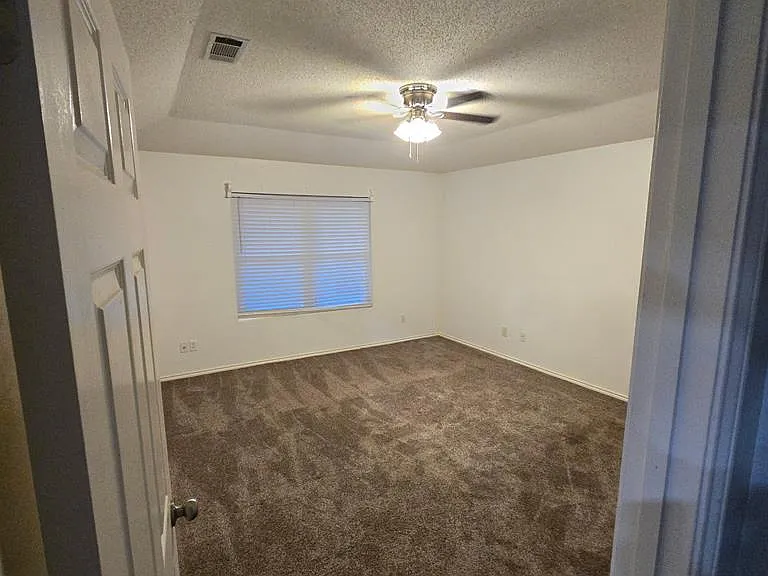 4732 Harvard Ave — Photo 10