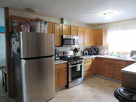 5th image of 241 Sigel Ave